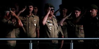 Exército brasileiro comemora golpe militar a pedido de Bolsonaro