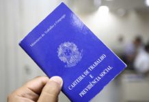 Desemprego recua para 12% em junho, mas atinge 12,8 milhões Carteira de Trabalho