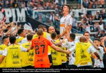 Corinthians é tricampeão ao superar São Paulo nos minutos finais