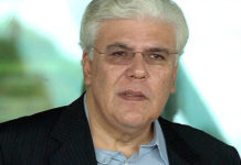 Ex-governador Fernando Freire deixa a prisão