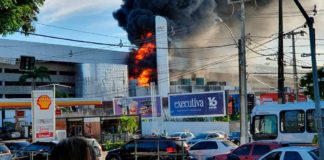Incêndio atinge shopping na Zona Leste de Natal
