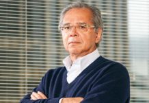 Governo avalia liberar recursos de contas de FGTS e PIS-Pasep para estimular economia, diz Guedes