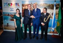 Bolsonaro é homenageado na embaixada de Israel