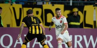 Flamengo perde diversas chances, segura o empate com um a menos e garante vaga nas oitavas de final contra o Peñarol