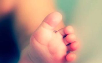 Bebê de 5 meses é espancada pelo pai até a morte porque “nasceu menina”