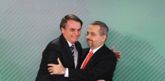 Governo Bolsonaro quer ampliar educação a distância no ensino superior federal