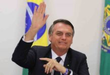 Cerca de 1/3 pensa como Bolsonaro em temas de frases agressivas, indicam pesquisas