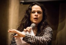 Janaina Paschoal se diz contra manifestação de apoio a Bolsonaro