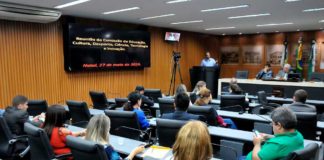 Comissão de Educação realiza reunião com organizadores da Campus Party 2019