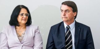 Ministra Damares Alves pede a Bolsonaro para deixar o governo