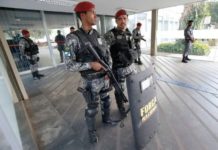 Força Nacional cerca prédio do MEC em véspera de protesto contra cortes