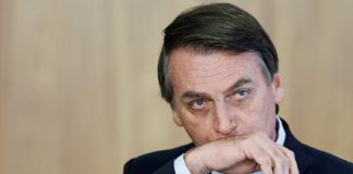 Bolsonaro diz que quebra de sigilo de seu filho foi ilegal