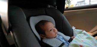 Mãe e Pai esquecem RECÉM-NASCIDO no Táxi ao deixarem a maternidade