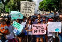 Atos contra desmonte na Educação promovido por Bolsonaro já tomam as ruas de cidades brasileiras