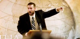 Pastor homofóbico é a 1ª pessoa a ser banida da Irlanda