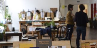 Espaço de cultura judaica reabre biblioteca fechada por 40 anos