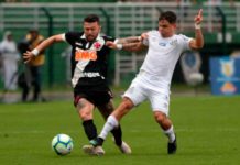 Baile do Santos e falhas de Sidão: Vasco sofre e perde mais uma