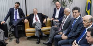 PSDB quer expulsar condenados; Aécio, Perillo e Richa seriam atingidos