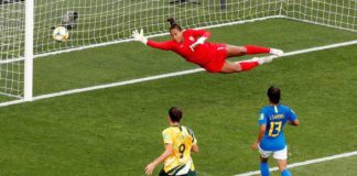 De virada, Brasil perde por 3 a 2 para a Austrália Gol da Austrália