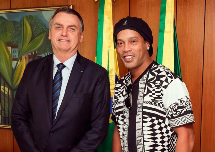 Jair Bolsonaro e Ronaldinho Gaúcho - Foto: Reprodução/Twitter