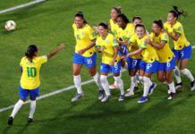 Brasil vence a Itália e avança para as oitavas de final
