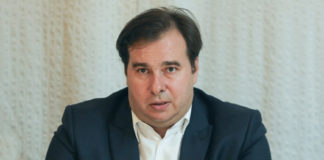 Caixa “rouba” R$ 7 bilhões por ano do trabalhador com taxa do FGTS, diz Maia Rodrigo Maia, Presidente da Câmara dos Deputados - Foto: Sérgio Lima/Poder360