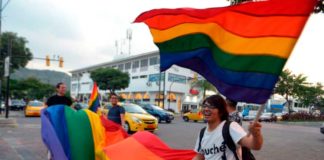 Equador aprova casamento gay