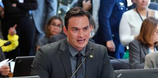 Styvenson apresenta proposta para pôr fim a pratica de nepotismo no Brasil Senador Styvenson