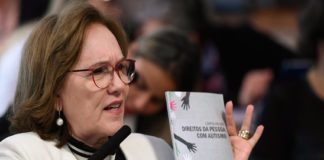 Zenaide defende educação inclusiva para autistas durante toda a vida