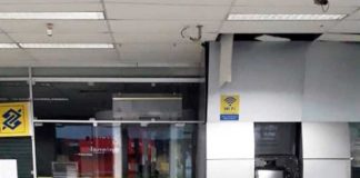 Bandidos explodem caixa de banco na Zona Leste de Natal Agência alvo dos bandidos fica no cruzamento das avenidas Jaguarari com a Presidente Bandeira — Foto: Klênyo Galvão/Inter TV Cabugi