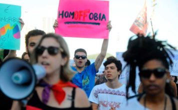 Comissão de Direitos Humanos da Câmara aprova criminalização da homofobia Homofobia
