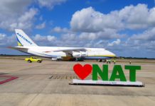 Segundo maior avião do mundo pousa em Natal; confira fotos e vídeo