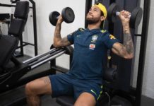 Neymar se defende de acusação de estupro e mostra suposta conversa