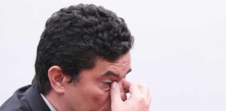 Sérgio Moro pode ser demitido após reportagens do The Intercept Brasil Sérgio Moro