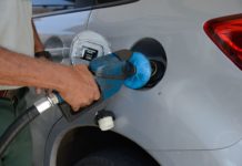 Petrobras reduz preço de gasolina e diesel em R$ 0,13 nas refinarias