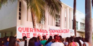 Mulheres de detentos de Alcaçuz fazem protesto e pedem separação de facções dentro do presídio no RN Mulheres de detentos da Penitenciária de Alcaçuz fazem protesto no Centro Administrativo do Governo do RN