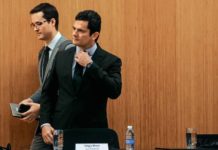 Moro apadrinha Deltan Dallagnol para substituir Raquel Dodge na PGR, diz Kennedy Alencar PARCERIA - Dallagnol e Moro: o ex-juiz pediu inclusão de provas nos processos e fez pressão contrária a certas delações (Aílton de Freitas/Agência O Globo)