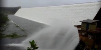 (VÍDEO) Barragem se rompe na Bahia e moradores deixam casas às presas; assista