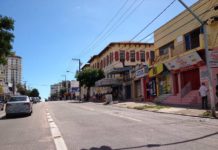 Bandidos fazem arrastão em loja no Centro de Natal à luz do dia e fogem atirando