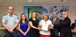 Governo do Estado e Polícia Federal firmam acordo para cooperação no combate ao crime organizado no RN Fátima Bezerra, Governadora do Rio Grande do Norte faz acordo com a Polícia Federal para combater o crime organizado