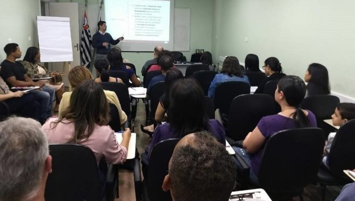 Cursos são oferecidos pela Setur em parceria com o IFRN — Foto: Divulgação/Prefeitura de Guarujá