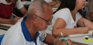 Professores temem que Enem digital prejudique estudantes do campo e de baixa renda Na avaliação de educadora, alunos da Educação de Jovens e Adultos (EJA) serão afetados negativamente / Foto: Valdir Rocha