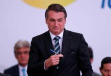 Bolsonaro chama de ‘melancia’ general que o criticou por fala sobre nordestinos O presidente Jair Bolsonaro durante solenidade alusiva aos 200 dias de governo, no Palácio do Planalto / Foto: Pedro Ladeira/Folhapress