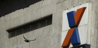 Liberação de recursos do FGTS deve se limitar a cerca de R$500 por conta, diz porta-voz 20/08/2014 REUTERS/Pilar Olivares