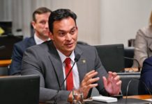 Styvenson quer 50% de vagas ociosas em universidade para alunos de baixa renda