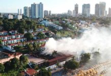 Incêndio atinge hotel na praia de Ponta Negra em Natal Fumaça que saiu de hotel em que aconteceu incêndio em Ponta Negra, na Zona Sul de Natal, se espalhou pela praia — Foto: Thiago Queiroga