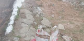 Cabeça humana é encontrada em bolsa abandonada na Grande Natal Cabeça humana foi encontrada dentro de sacola em São Gonçalo do Amarante, no RN — Foto: Redes Sociais
