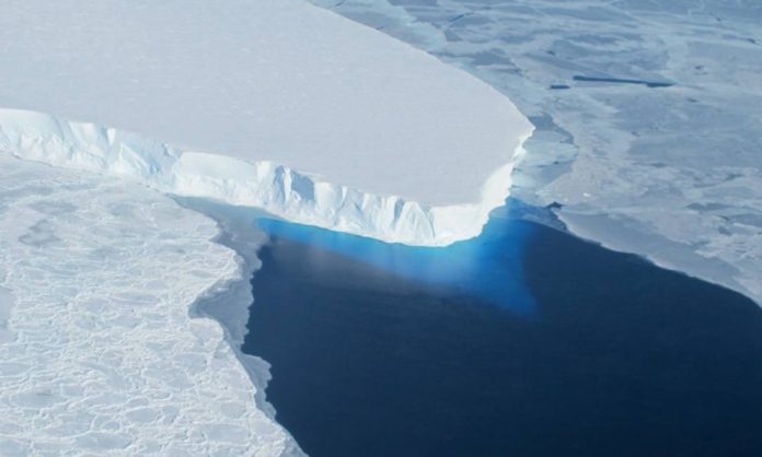 Aquecimento global pode provocar fim de geleiras no Ártico Foto: AFP / AFP