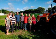 Governadora entrega trator a beneficiários do Governo Cidadão Entrega aconteceu durante visita ao 15º Encontro Nordestino de Leite e Derivados