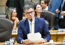 Deputado estadual obtém liberação no TRE-RN e deixa partido de Bolsonaro